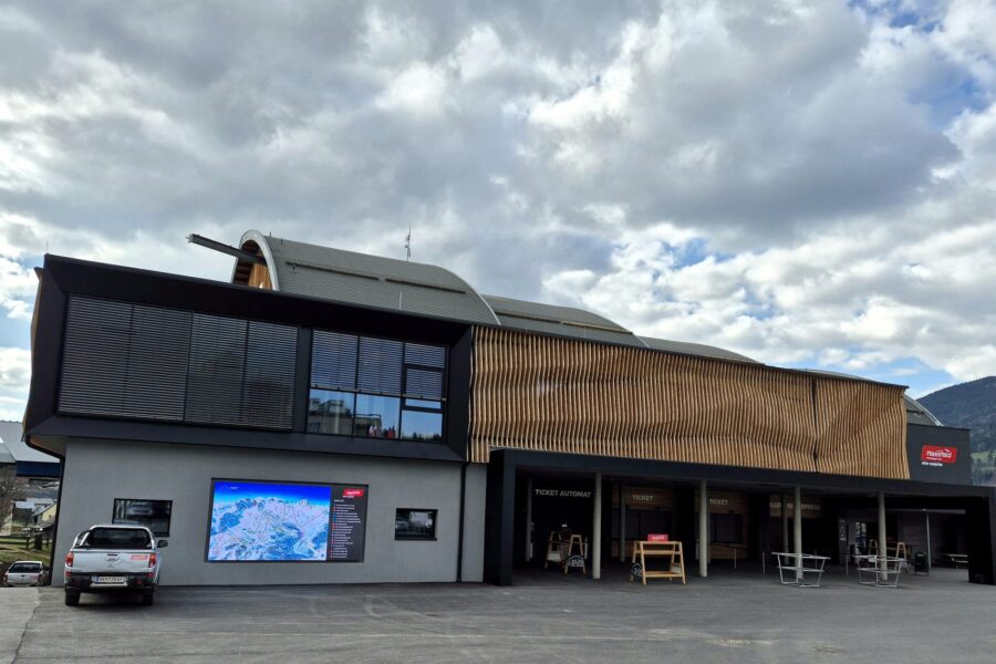 Talstation in Holz-Hybridbauweise