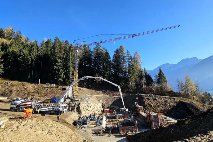 Baustelleneinrichtung mit Betonpumpe